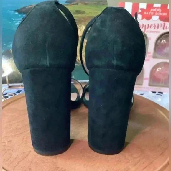 Steve Madden Women's Carrson Block Heel Black Suede Sandal Size 9.5 M - Picture 10 of 14